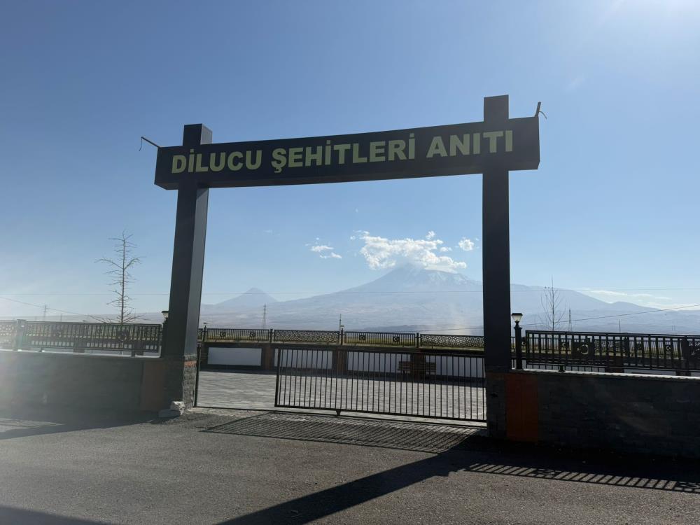 Şehitler için yapılan anıtta utandıran ihmal