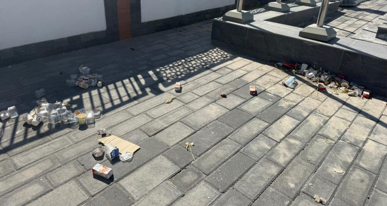 Şehitler için yapılan anıtta utandıran ihmal