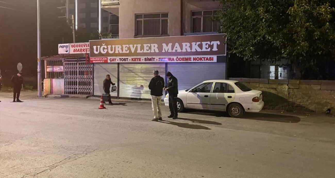 Pompalı tüfekle evi kurşunladılar