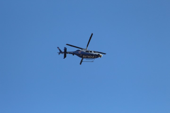 Helikopterlerin gözetiminde 