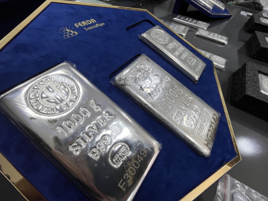 Altın el yakıyor, gümüş takılar rağbet görmeye başladı