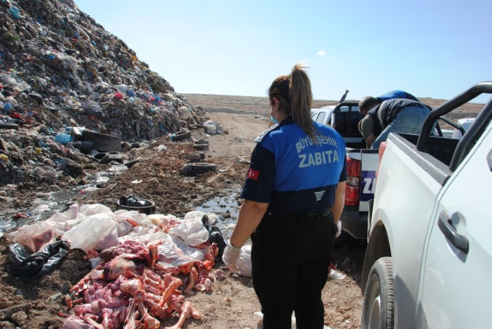 Şanlıurfa’da 1 ton bozuk et ele geçirdi