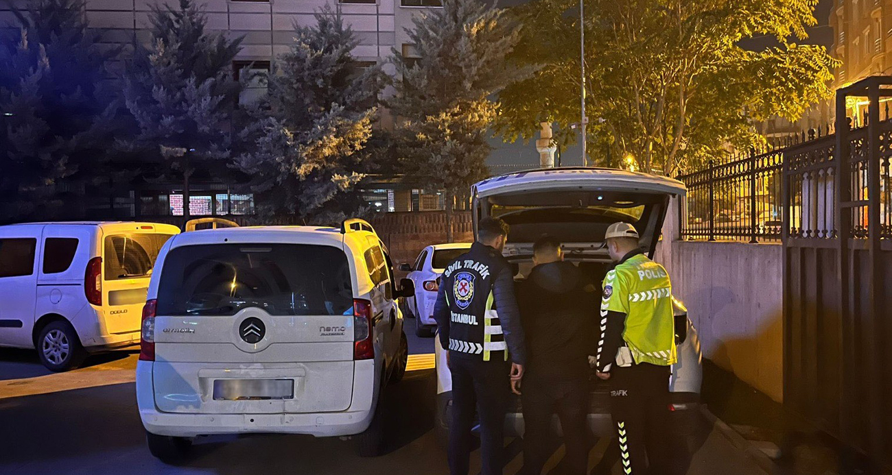 Sancaktepe’de yol verme kavgasında trafik güvenliğini tehlikeye düşüren iki sürücü yakalandı