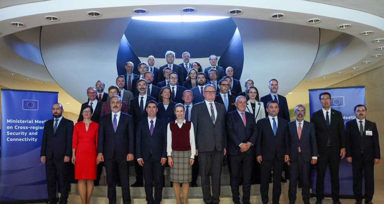 Dışişleri Bakanı Fidan, AB Dış İlişkiler Konseyi’nin aile fotoğrafına katıldı