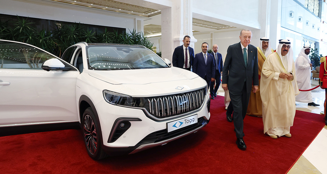 Cumhurbaşkanı Erdoğan, Kuveyt Emiri es-Sabah'a Togg aracı hediye etti
