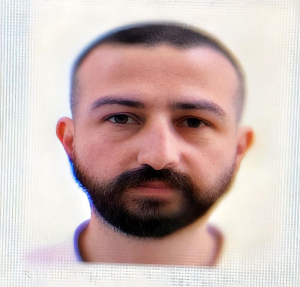 Balıkesir’de 3 kişiyi öldüren ve ikisi polis 7 kişiyi yaralayan caninin eşkal fotoğrafı ortaya çıktı