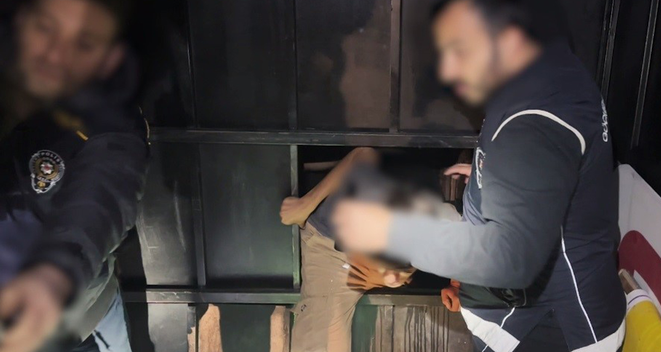 Bitlis’te 12 düzensiz göçmen yakalandı, 2 organizatör tutuklandı