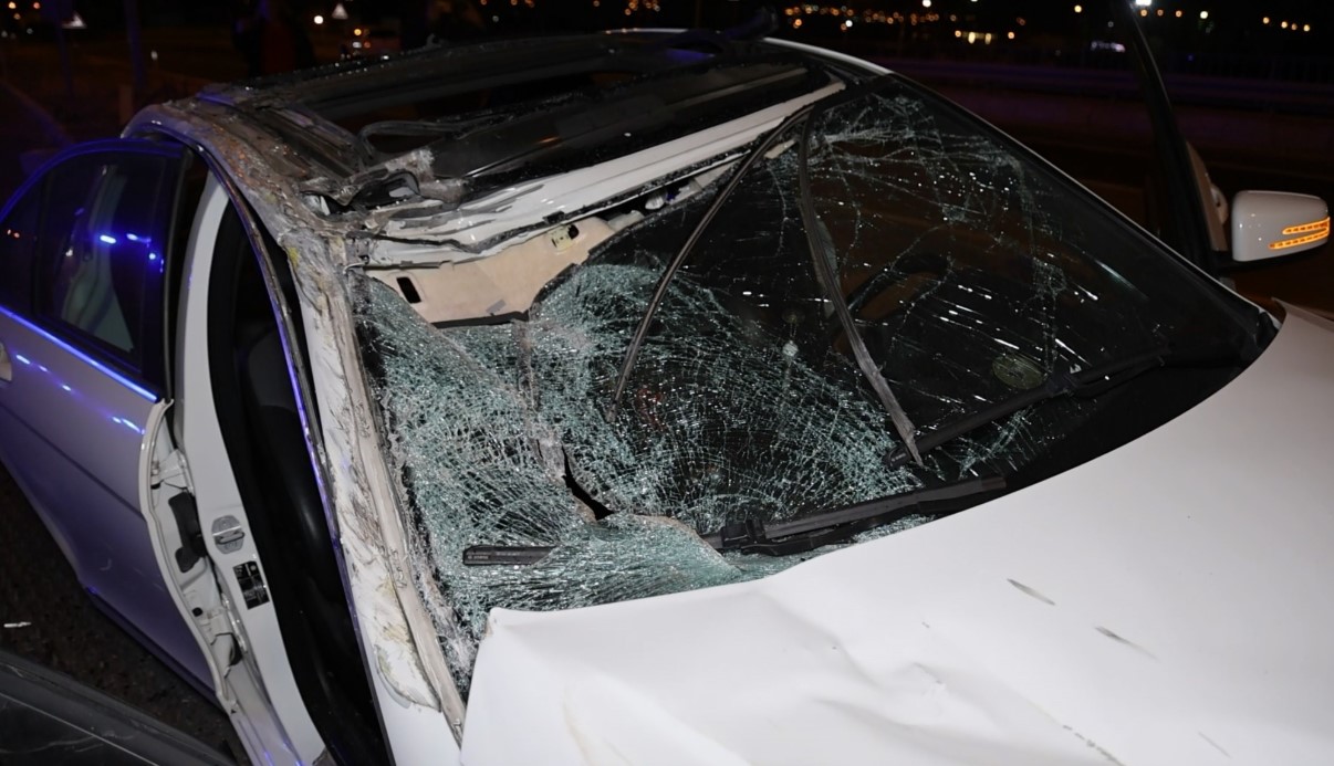 Aday sürücü alkollü araç kullandı, tıra arkadan çarptı: Ehliyeti daimi olarak iptal edildi