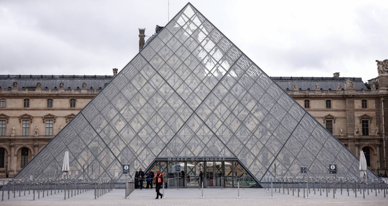 Louvre soygununda 2 şüpheli gözaltına alındı