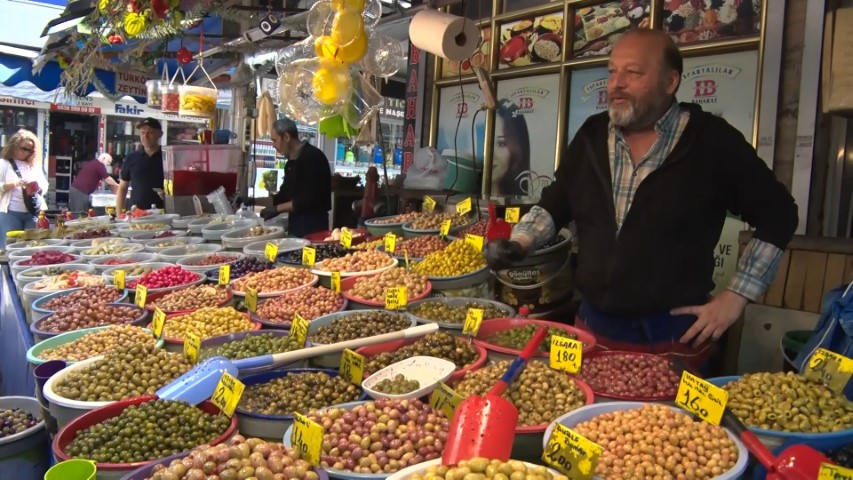 Karı kocanın zeytin kavgasından