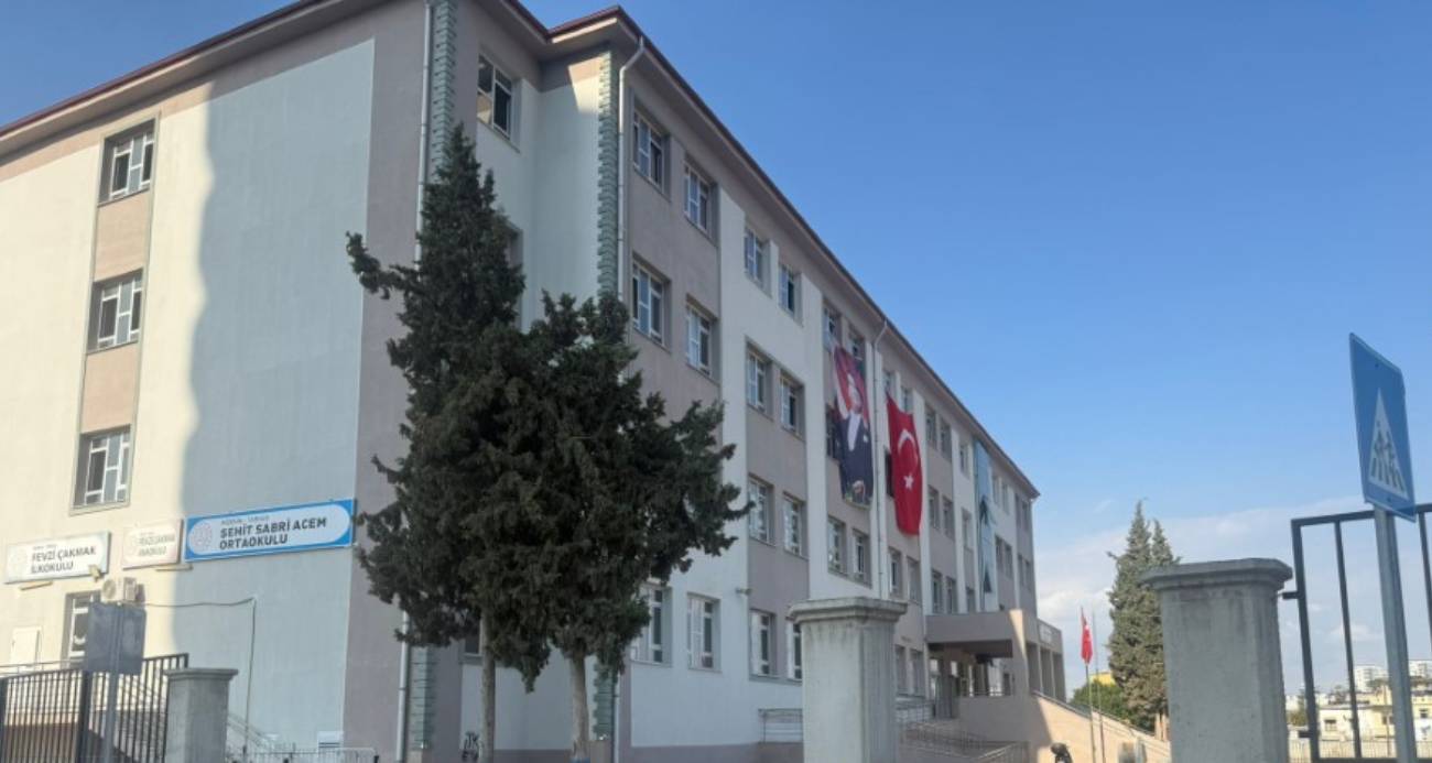 Mersin’de okulda gıda zehirlenmesi şüphesi: 26 çocuk hastaneye sevk edildi