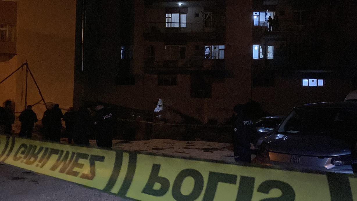 Anten tamir ederken çatıdan düşüp hayatını kaybetti