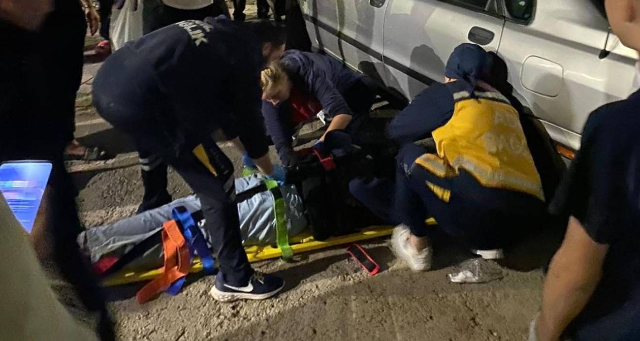 İş makinesi ile çarpışan motosikletli ağır yaralandı