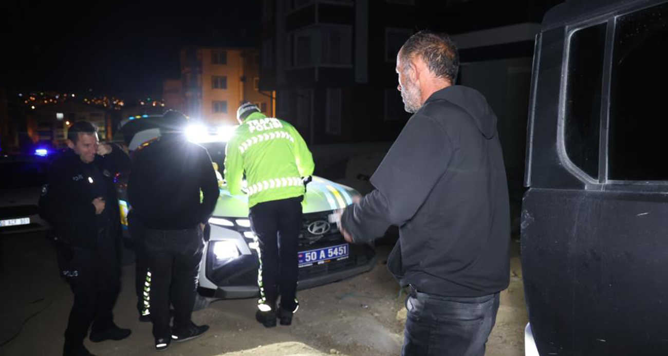 Dur ihtarına uymadı, çıkmaz sokakta yakalandı