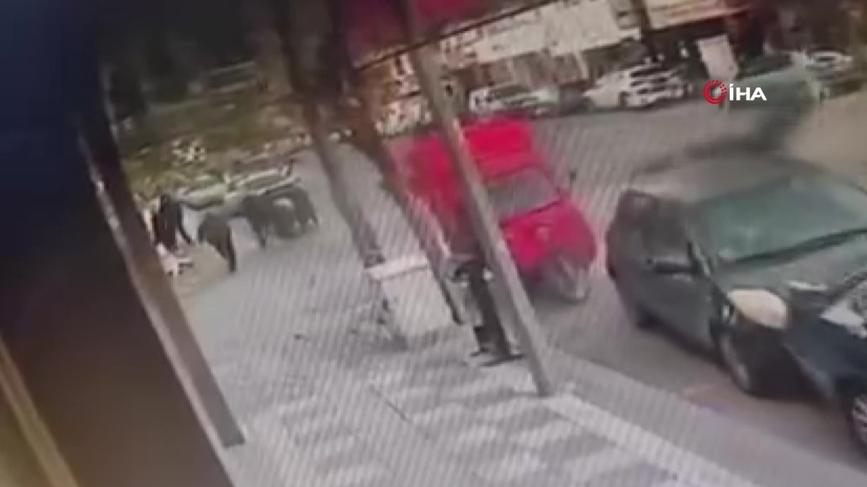 Motosiklet sürücüsünün ağır yaralandığı korkunç kaza