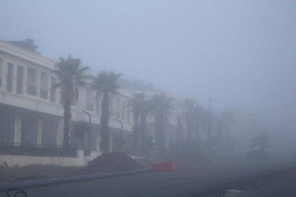Tekirdağ’da yoğun sis etkili oldu: Kent adeta sisin içinde kayboldu