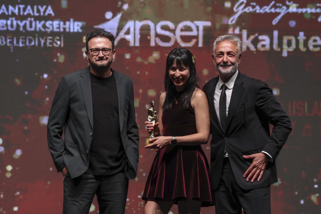 62. Altın Portakal’a ‘Tavşan İmparatorluğu’ 7 ödülle damga vurdu