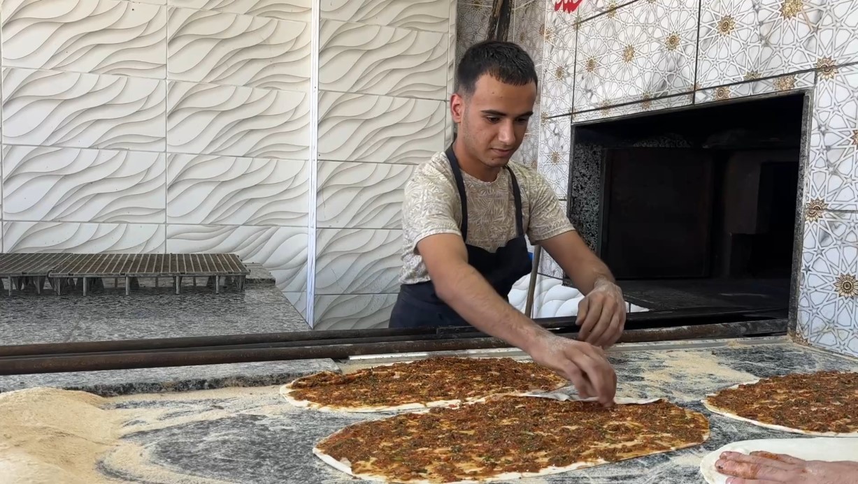 Ehliyet başvurusu yaptığında yatalak hasta olduğunu öğrendi