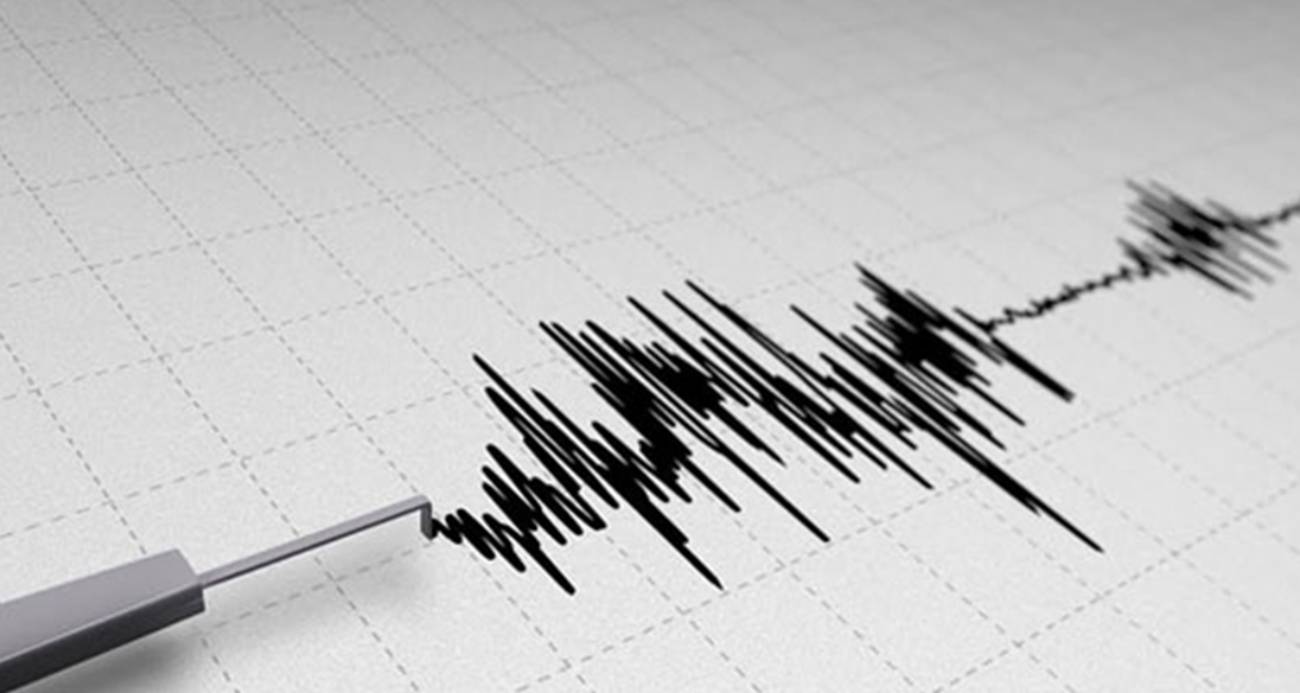Balıkesir Sındırgı'da deprem