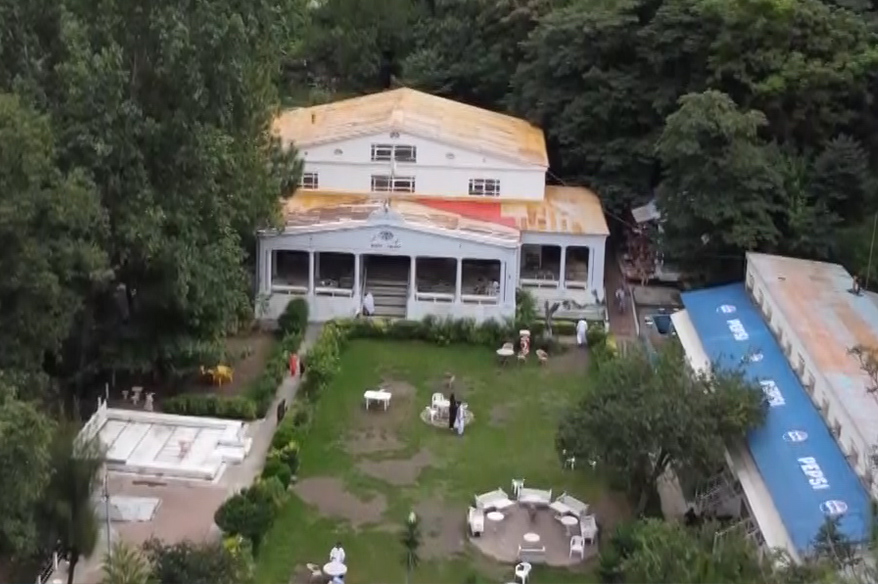 Pakistan’s White Palace of Swat Still Echoes with the Past