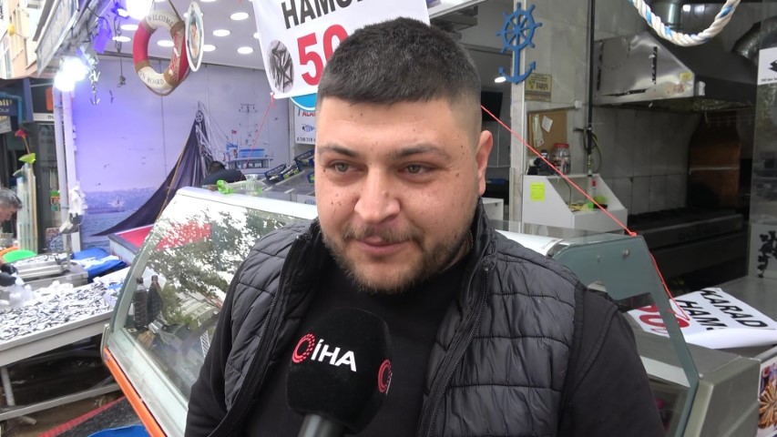 Denize kıyısı olmayan şehirde hamsinin kilosu 50 TL’ye düştü, vatandaş poşet poşet aldı