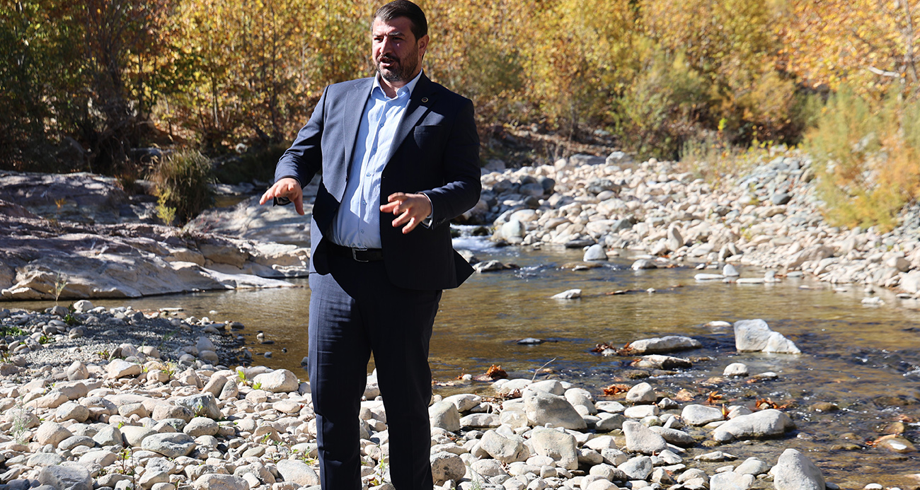 Belediye Başkanı Altınışık: "Eti Krom maden atıklarını dere yataklarına döküyor"