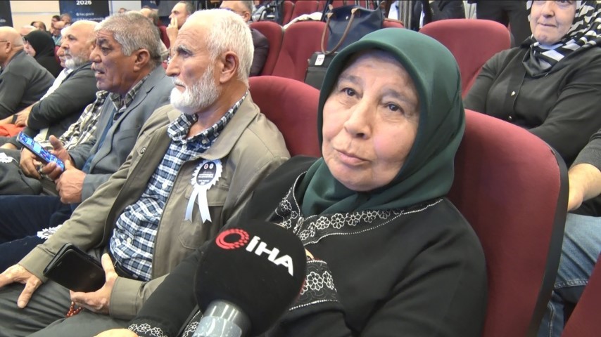 Hac kurasında ismi çıkan hacı adayları sevinçten gözyaşlarına boğuldu