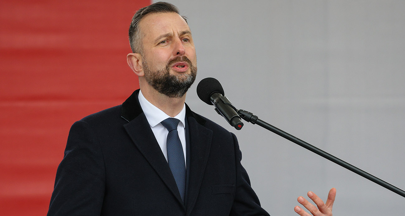 Polonya, 2026 yılında yaklaşık 400 bin kişiye askeri eğitim vermeyi hedefliyor