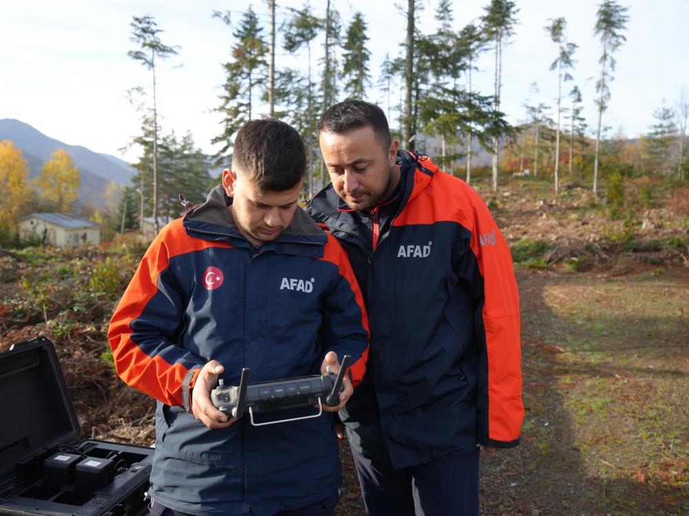 Kayıp anne ve oğlunu arama çalışmaları devam ediyor