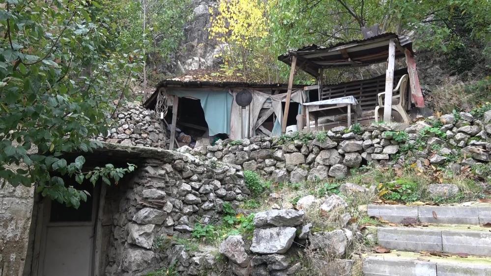 Amasya’da defineciler tünel kazdı: Polis ve müze yetkilileri inceleme başlattı