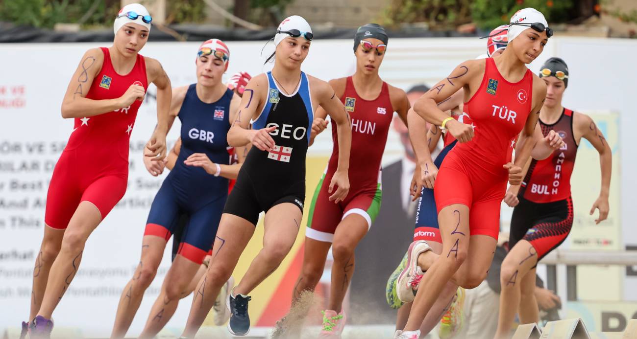 Milli sporculardan 19 madalya