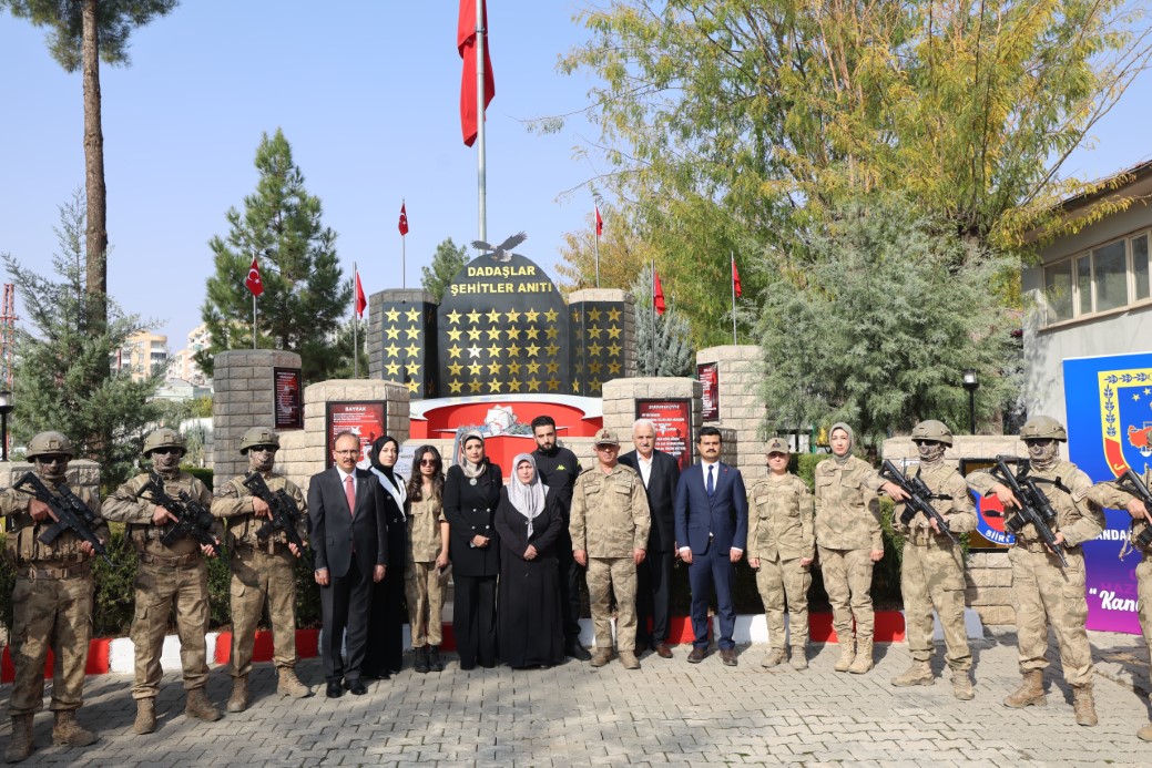Siirt’te helikopter kazasında şehit olan 17 asker dualarla anıldı