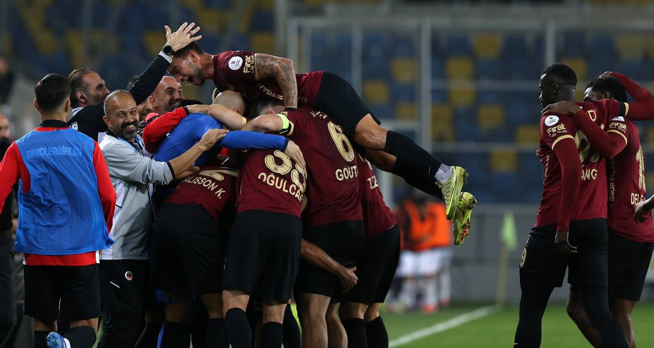 Trendyol Süper Lig: Gençlerbirliği: 2 - RAMS Başakşehir: 1 (Maç sonucu)