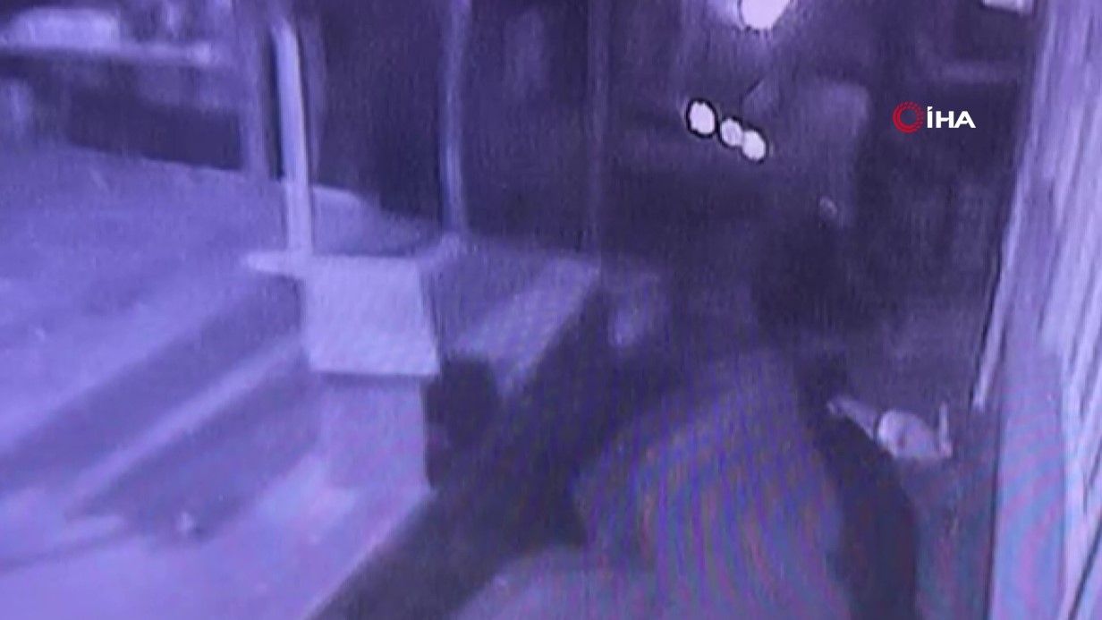 Gaziosmanpaşa’da korkunç cinayet: Öldüren 13, ölen 59 yaşında!