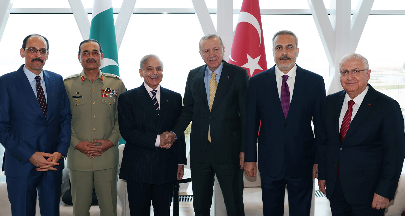 Cumhurbaşkanı Erdoğan, Pakistan Başbakanı Şerif ile bir araya geldi