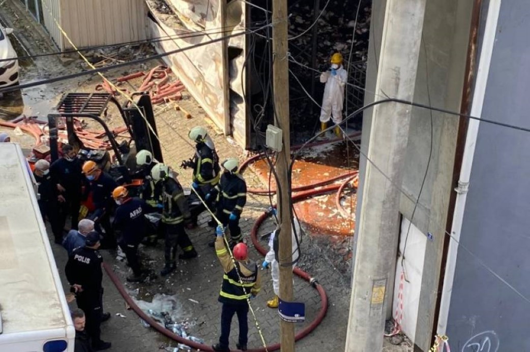 6 kişiye mezar olan yangının tanığı: "İçerde çocuklar ve kadınlar bağırıyordu"