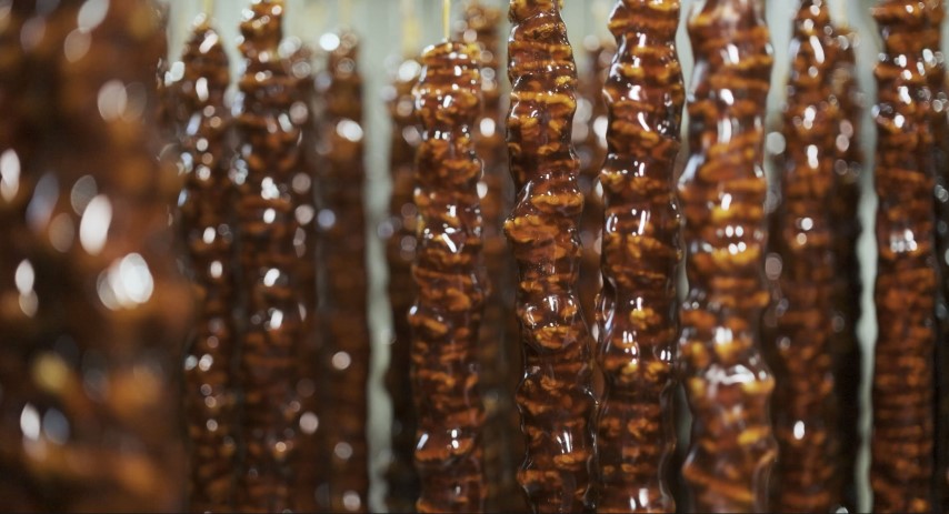 Havalar soğudu, cevizli pekmezli sucuk satışları arttı