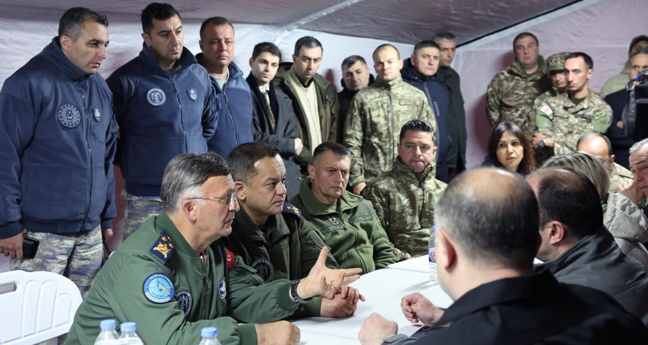 MSB: &quot;Kaza kırım ve arama kurtarma ekibi, olay yerinde çalışmalarına devam ediyor&quot;