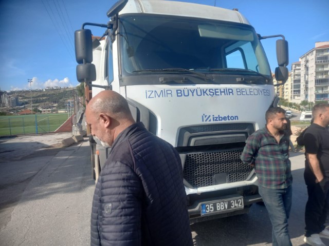 İzmir’de CHP’li belediyelerin çöp kavgası