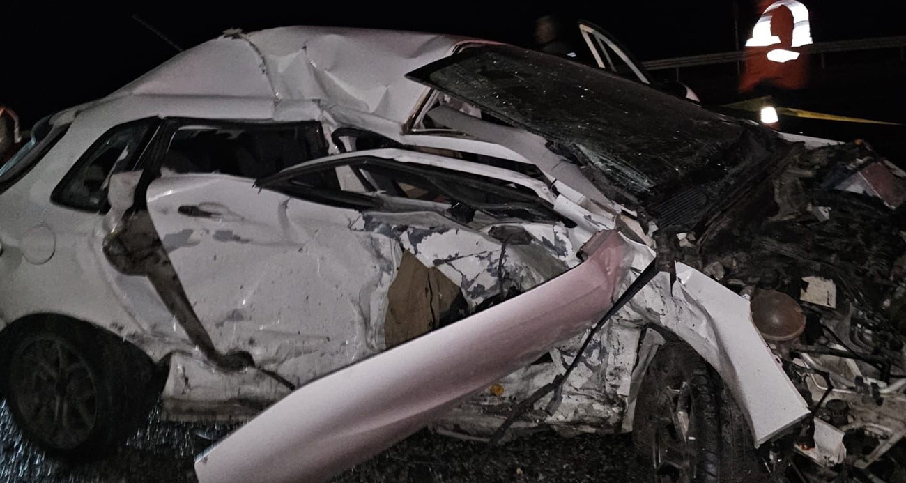 Sivas’ta iki otomobil çarpıştı: 1 ölü, 2 yaralı