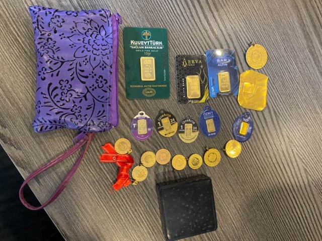 Adana’da halıdan servet çıktı: Dürüst çalışandan örnek davranış