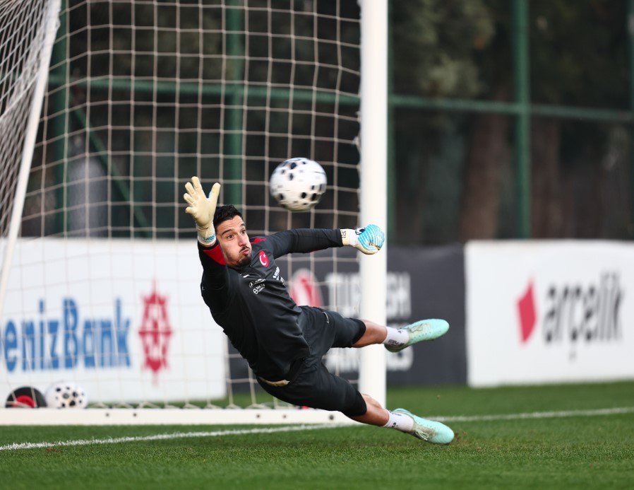 A Milli Futbol Takımı, Bulgaristan maçı hazırlıklarını sürdürdü