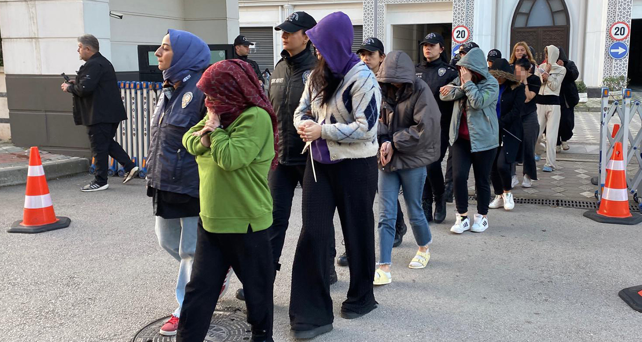 "Sahte bungalov" çetesine dev operasyon