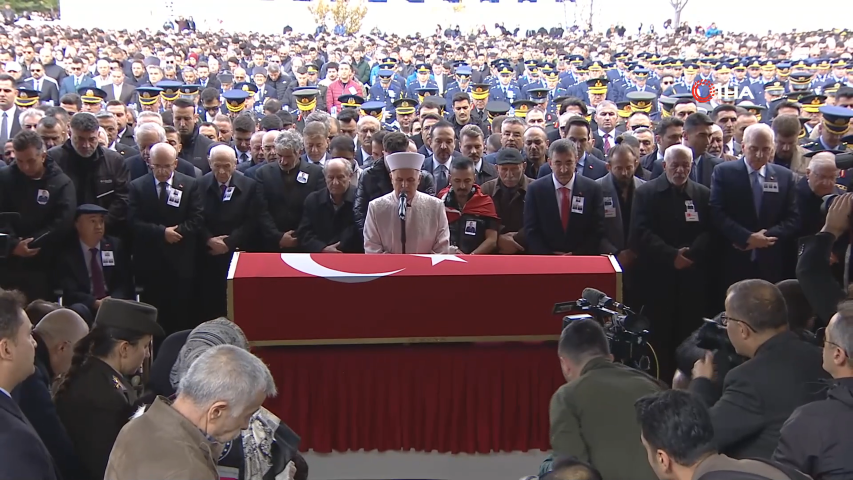 Türkiye kahraman şehitlerini uğurluyor