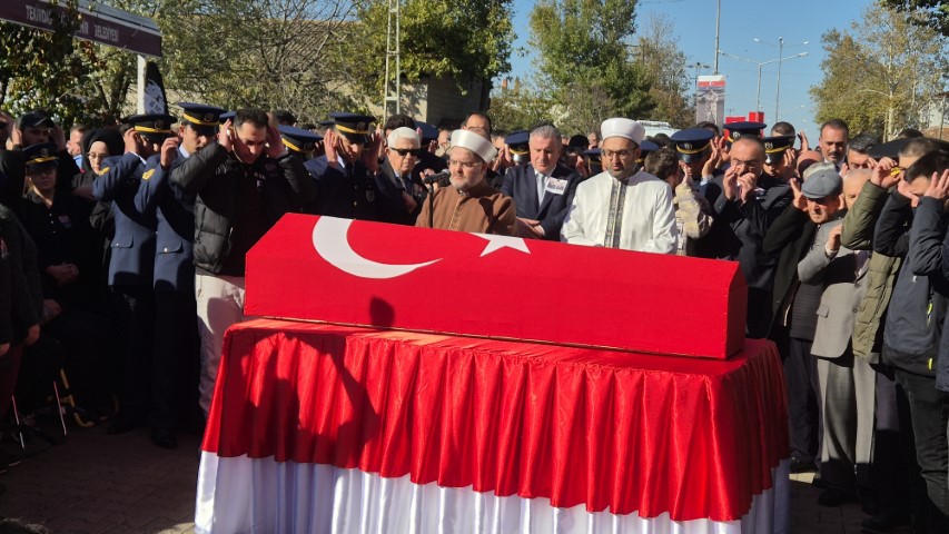 Türkiye kahraman şehitlerini uğurladı