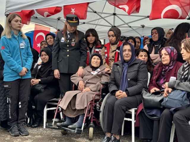 Türkiye kahraman şehitlerini uğurladı