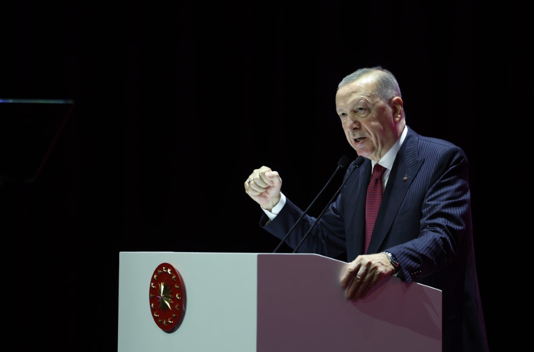 Cumhurbaşkanı Erdoğan, "Türkiye’de uyuyanları uyandırmaya bir şule yetmiştir"