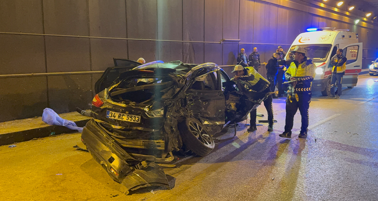 Kontrolden çıkan cip, hafif ticari araçla çarpıştı: 2 ölü, 1 yaralı