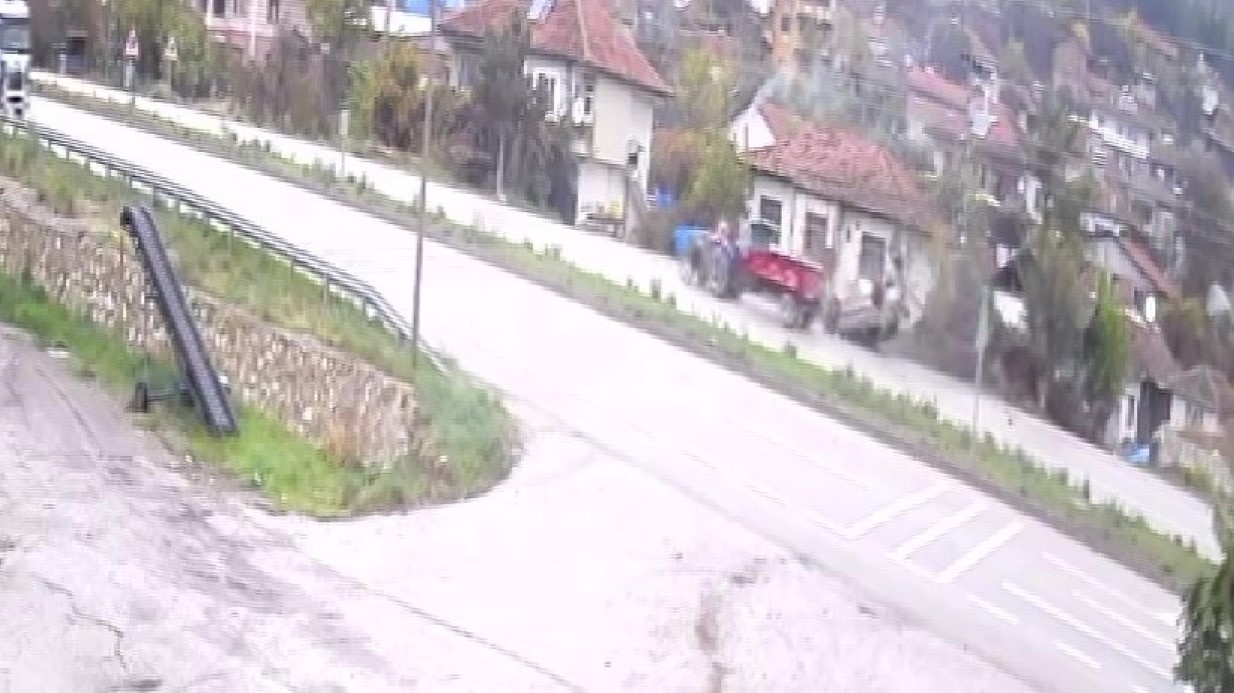 Amasya’da otomobilin takla attığı kaza kamerada