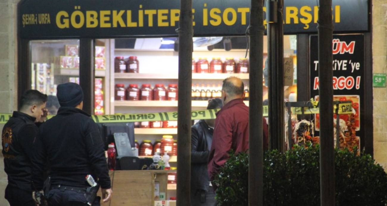 Şanlıurfa’da baharatçı dükkanına silahlı saldırı: 1 ağır yaralı